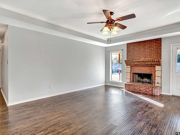 4th image of 11219 Twin Spires Dr