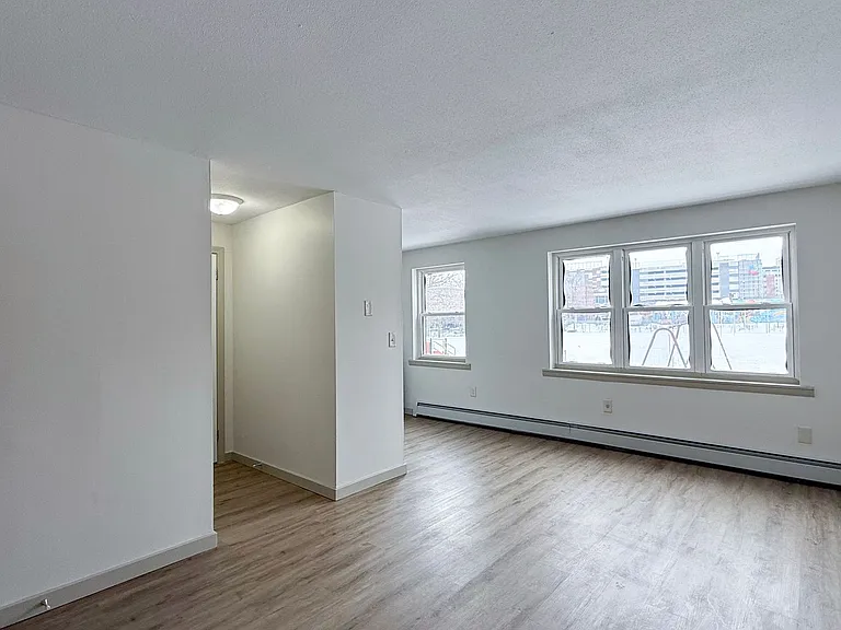 322 Hudson St / Luca Investments LLC — Photo 15