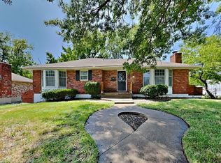 8704 Tennessee Ave, Raytown, MO 64138