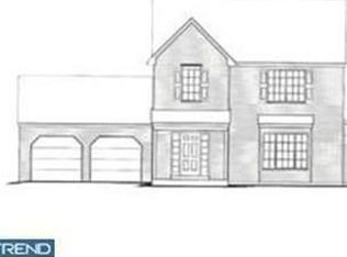 12 Country Dr, Pottstown, PA 19464