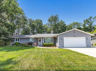 1155 Pinecrest Rd, Green Bay, WI 54313