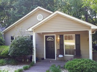 1124 Lakewood Dr, Matthews, NC 28104
