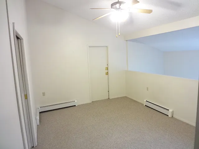 512 E Monroe Dr #D425 — Photo 14
