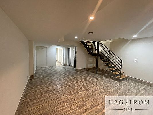 5th image of 27 Fayette St #1R