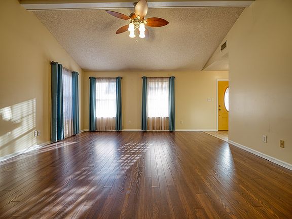 5th image of 2522 Winnwood Cir