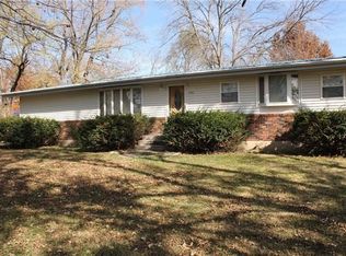 395 S 11th St, Breckenridge, MO 64625