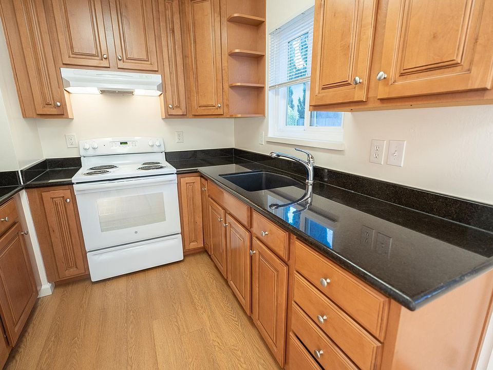 1st image of 2525 Lincoln Ave APT D