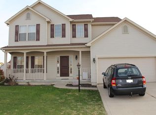 4019 Tallgrass Dr, Champaign, IL