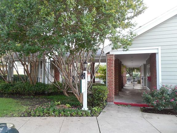 3rd image of 6220 Bentwood Trl APT 1202