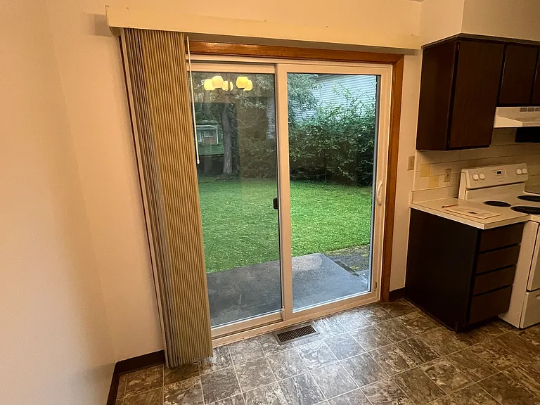 2448 & 2450 Eastlawn Ave #2 — Photo 5
