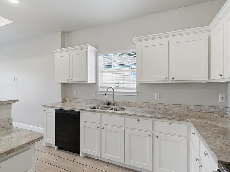3614 Short St — Photo 7