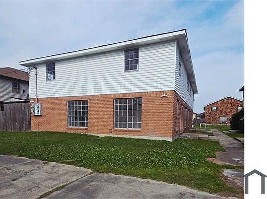 1st image of 4116 Lac Bienville Dr APT B