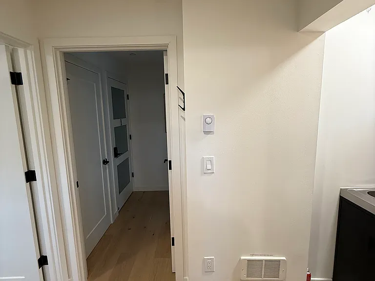 2326B 15th Ave S #2 — Photo 32