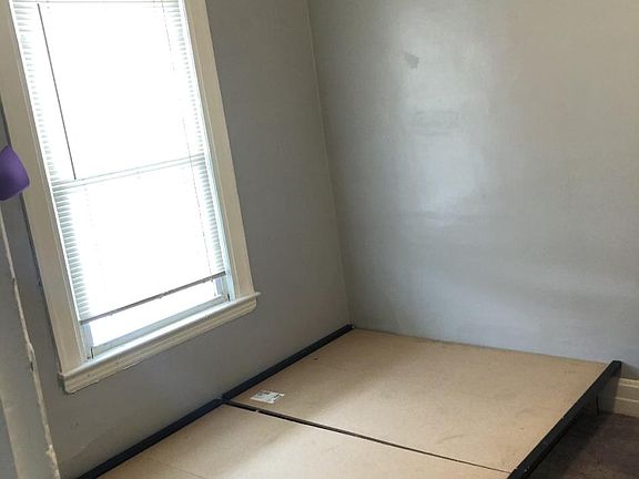 5th image of 3240 Lehman St #1