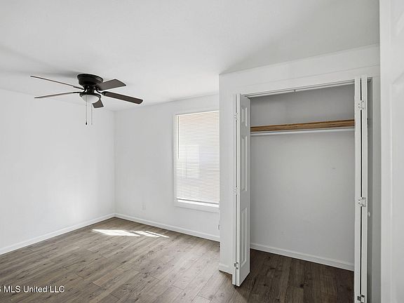 4th image of 2133 Matthews Rd