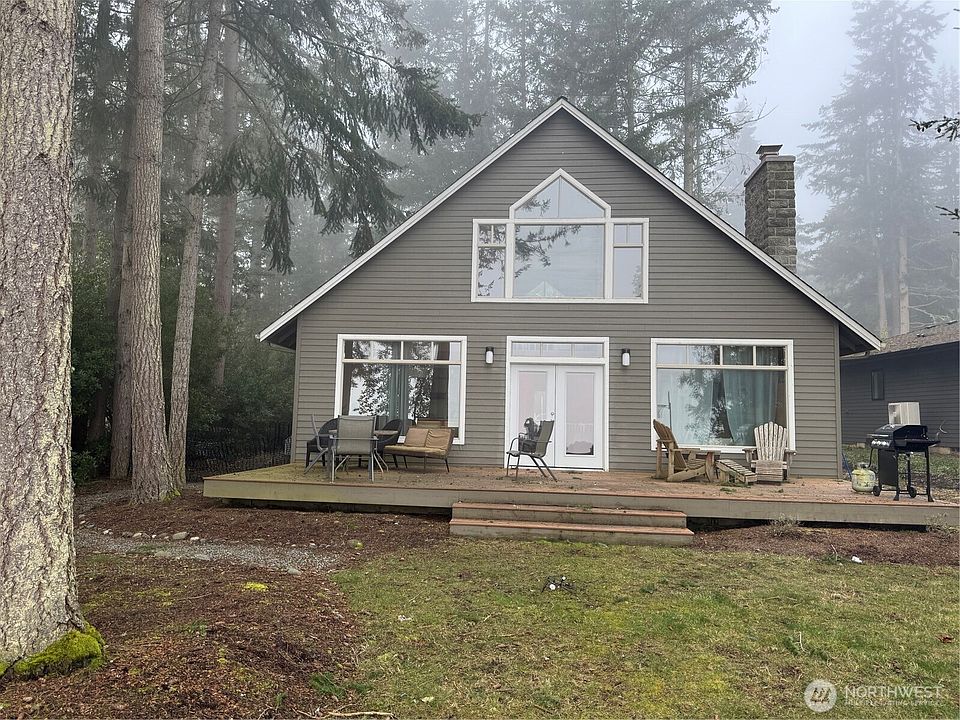 1st image of 1685 SE Camano Drive