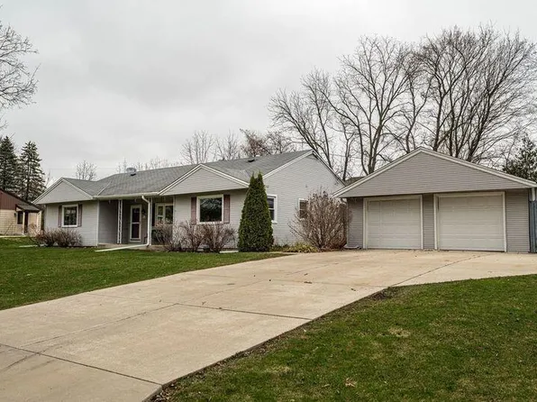 W179S6666 Ranch DRIVE, Muskego, WI 53150