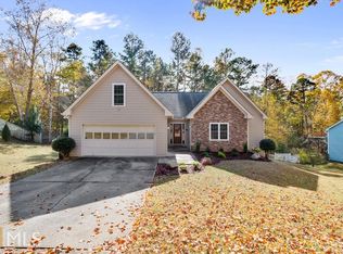 3890 Byrnwycke Dr, Buford, GA 30519