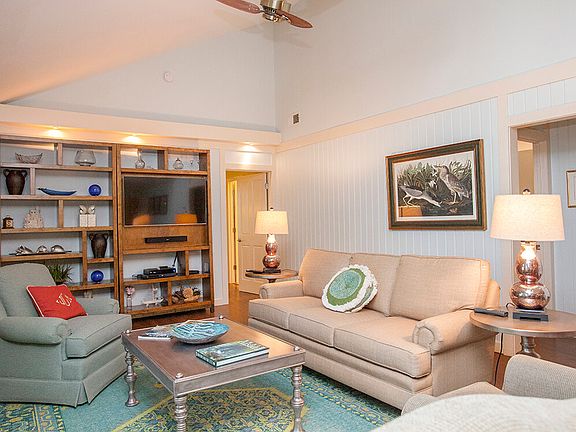 3rd image of 444 Sea Rocket Ct