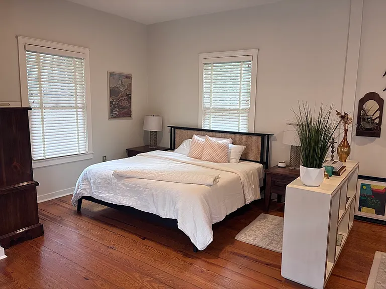 402 S Summit Ave — Photo 8