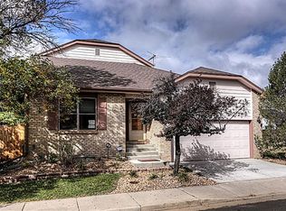 733 Kittredge Ct, Aurora, CO 80011