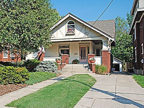 1st image of 3526 Zumstein Ave