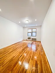 Rented by Urban Real Estate Inc