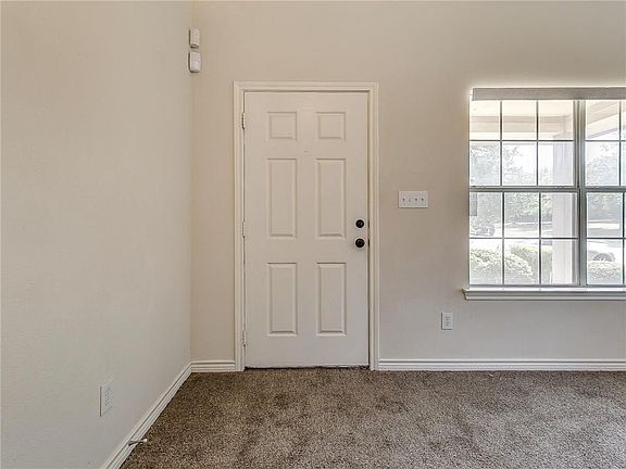 4th image of 3705 Ladera Dr