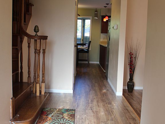 5th image of 3976 Greenwood Ct