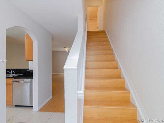 3rd image of 5928 London Ln #5928