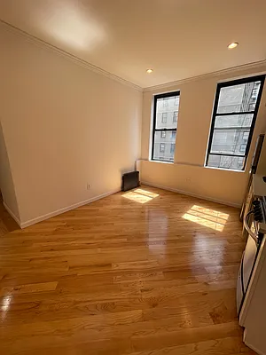 Rented by Corcoran | media 15