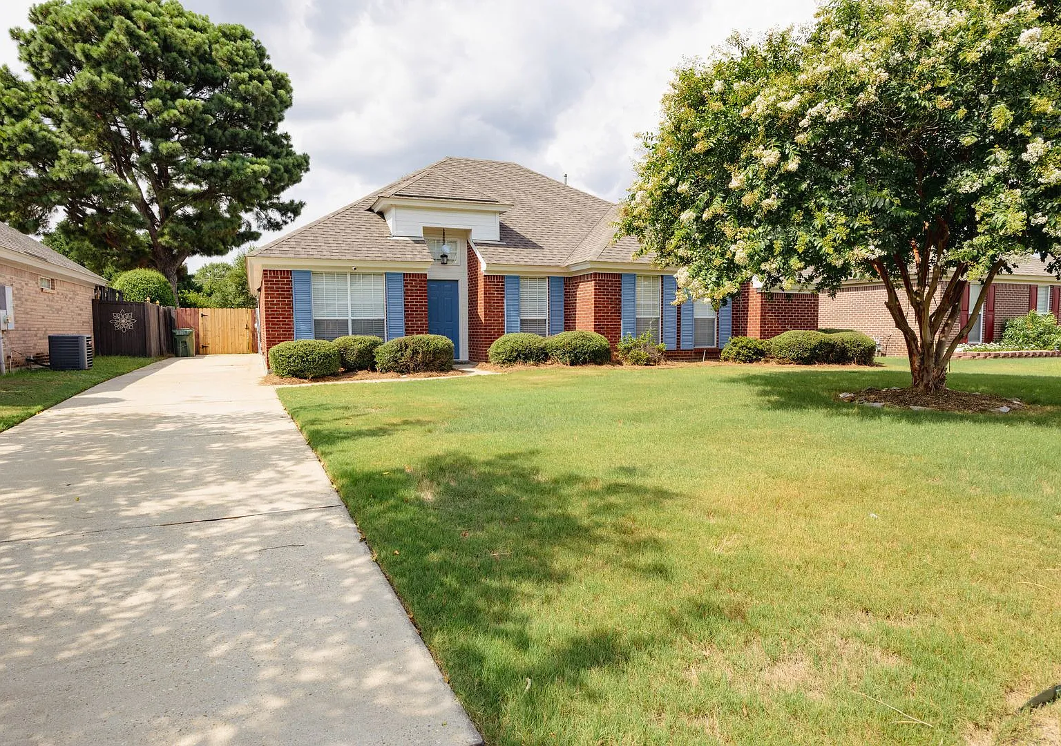 8013 Copperfield Dr. — Photo 1