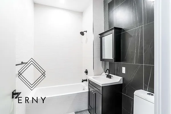 Rented by ERNY LLC | media 29