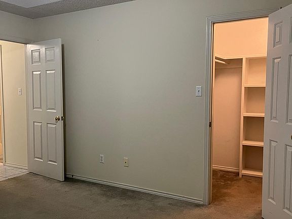 2nd image of 7112 N 7th St #1