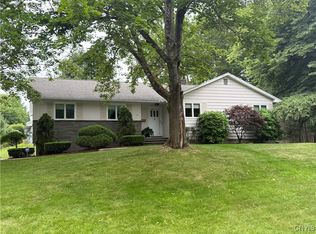 3 Wedgewood Rd, New Hartford, NY 13413