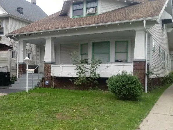 12420 Phillips Ave, Cleveland, OH 44108
