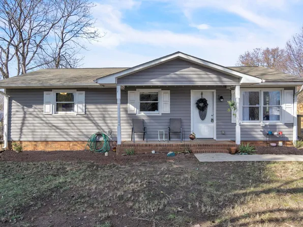 117 Stone Dr, Wellford, SC 29385