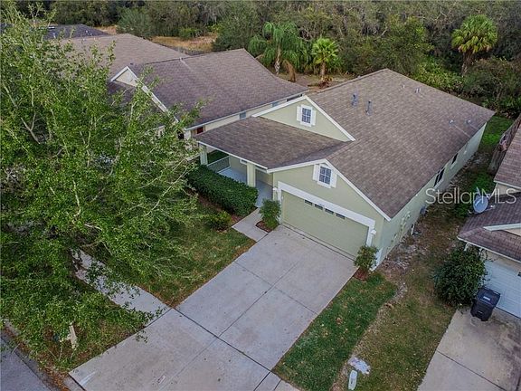3rd image of 6809 Cambridge Park Dr