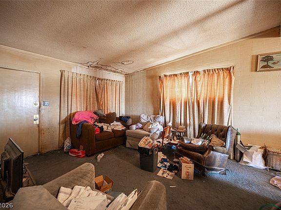 5th image of 212 N Minnesota St