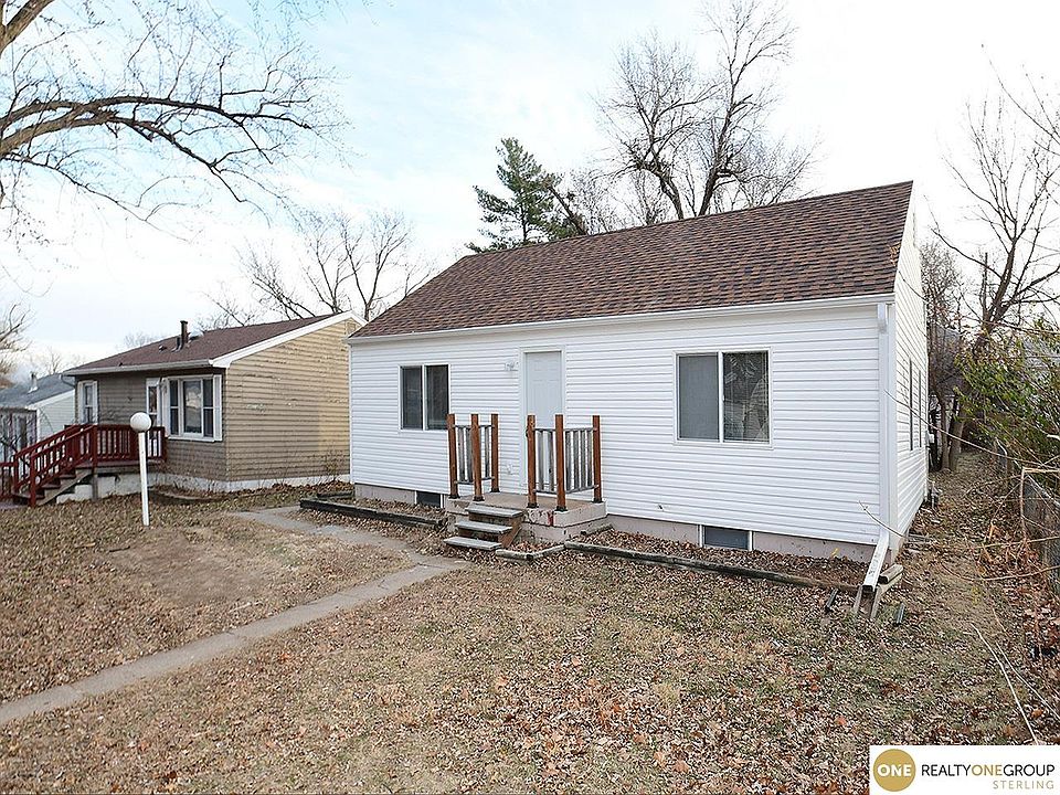 1st image of 313 Hillcrest Dr
