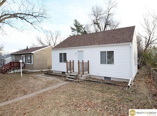 313 Hillcrest Dr, Plattsmouth, NE 68048