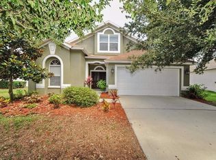6706 Brighton Park Dr, Apollo Beach, FL 33572