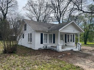 819 Fairview St, Malvern, AR 72104