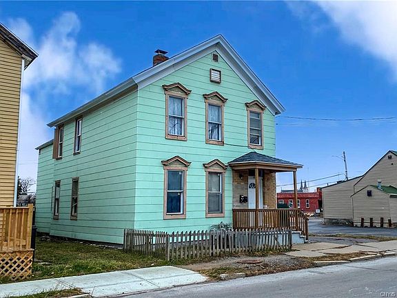 3rd image of 1002 Noyes St