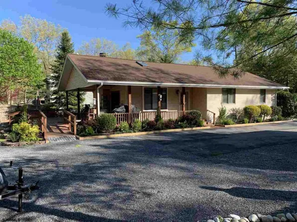202 Sturbridge Ct, Galloway, NJ 08205