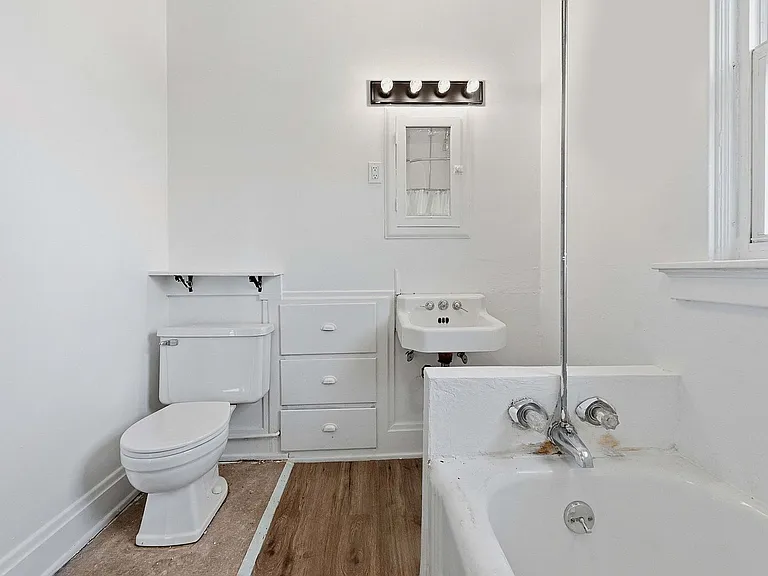 3713 Frances Ave — Photo 39