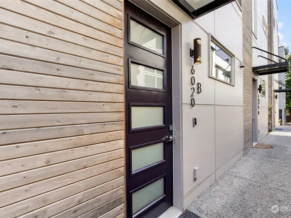 6020 B California Avenue SW, Seattle, WA 98136