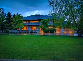 11555 Cedar Pass, Minnetonka, MN 55305