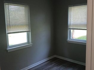 214 SW Sanneman Dr, Topeka, KS 66609