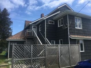 1014 Adams St APT B, Pt Townsend, WA 98368
